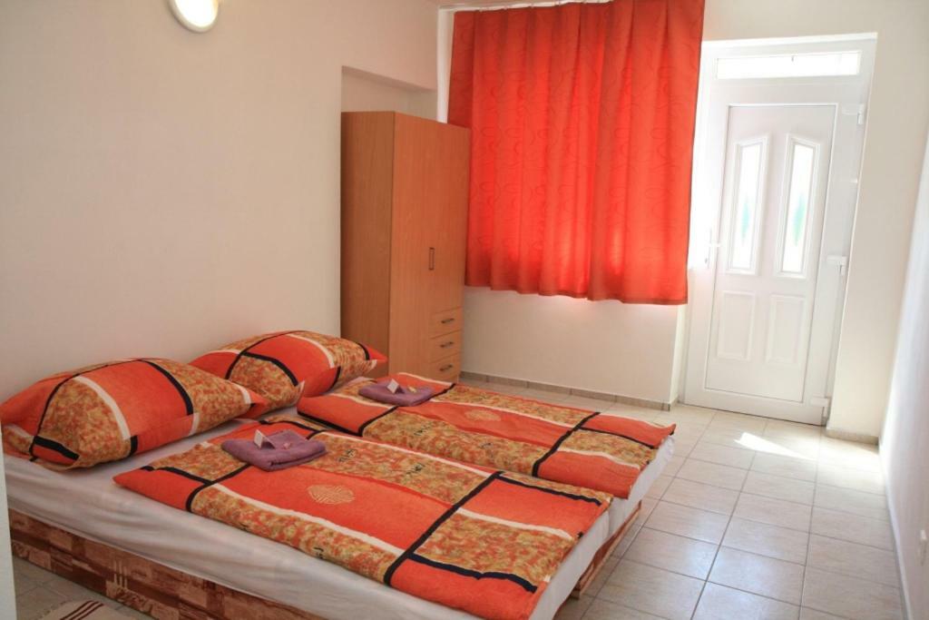 Penzion Atlas Sturovo Exterior photo